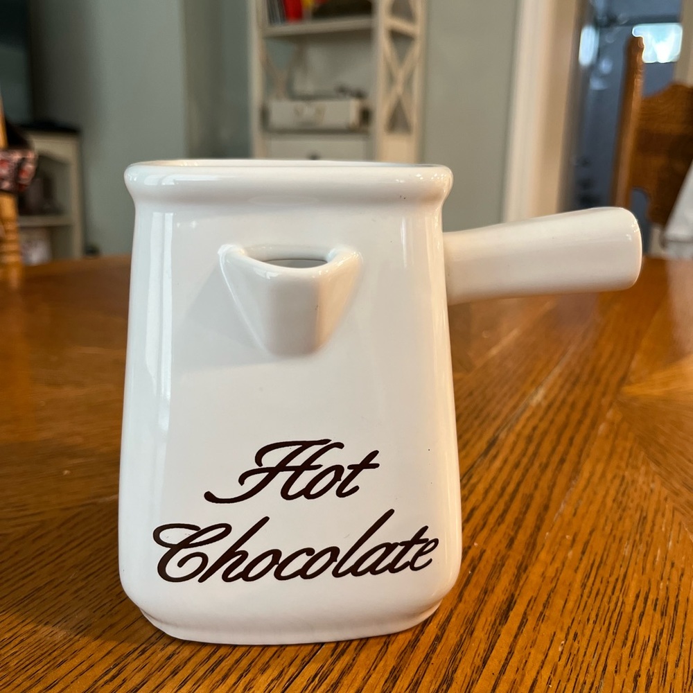 Hot Chocolate Server